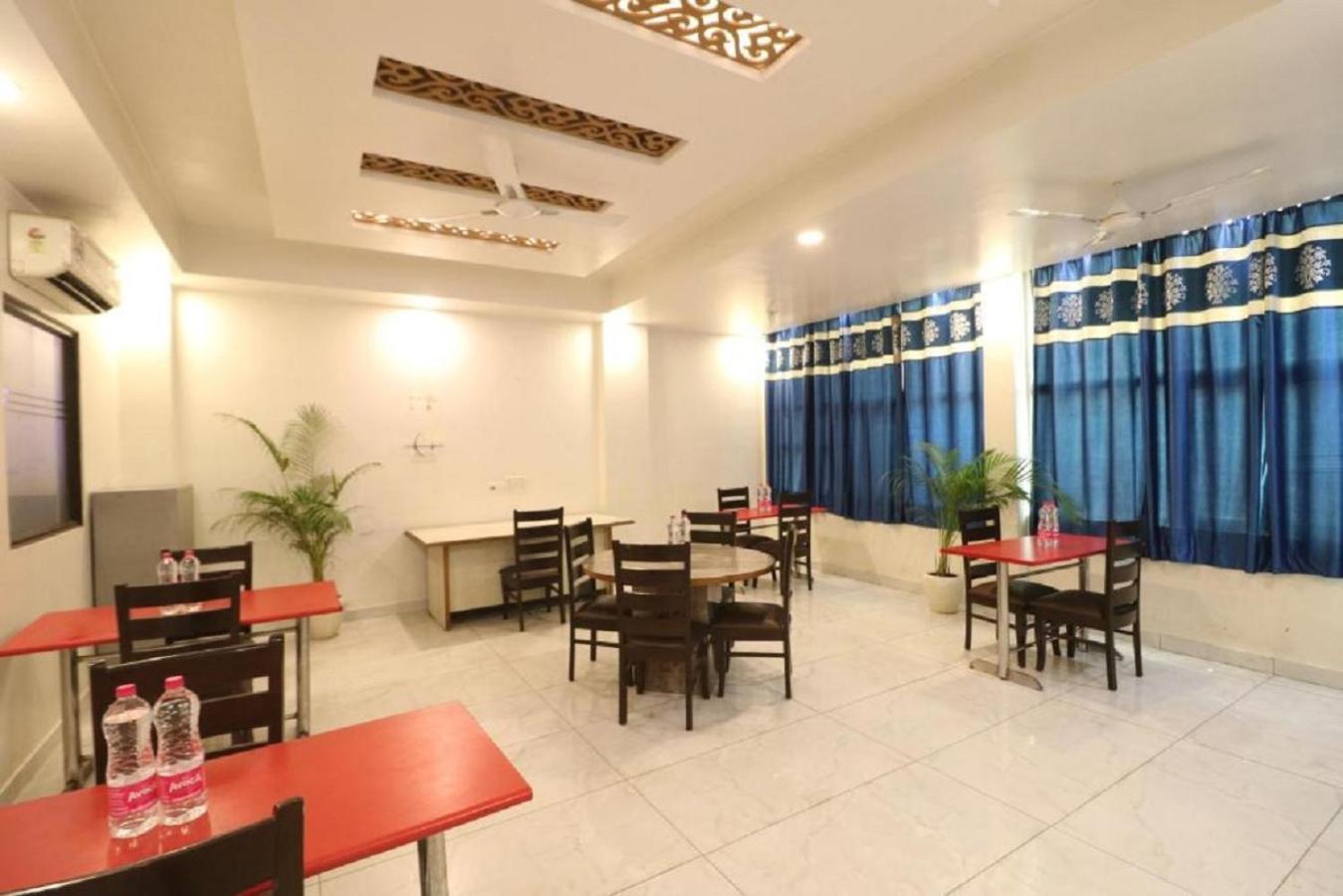 Airport Hotel Classic Park New Delhi Extérieur photo